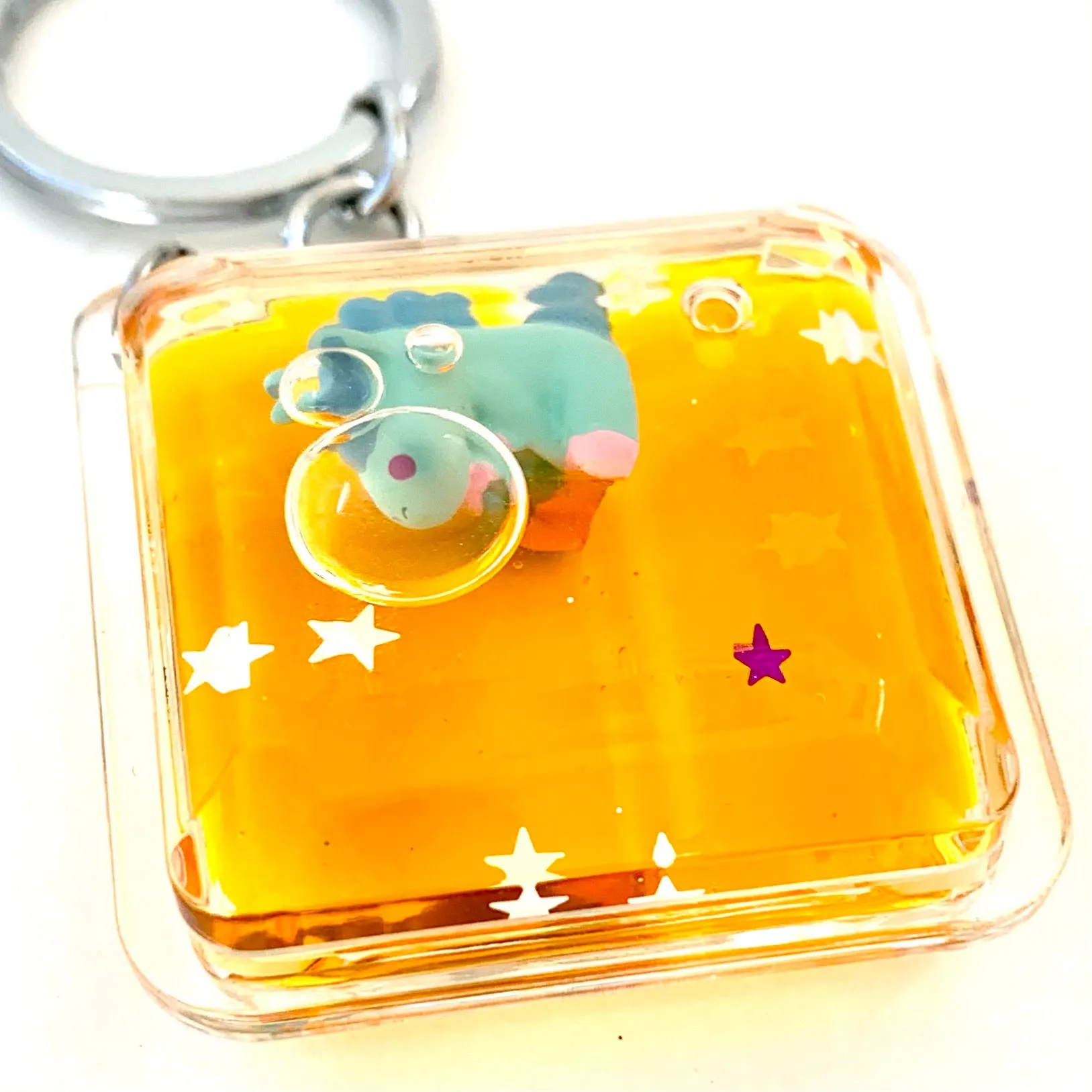 12023 FLOATING UNICORN CHARM-12