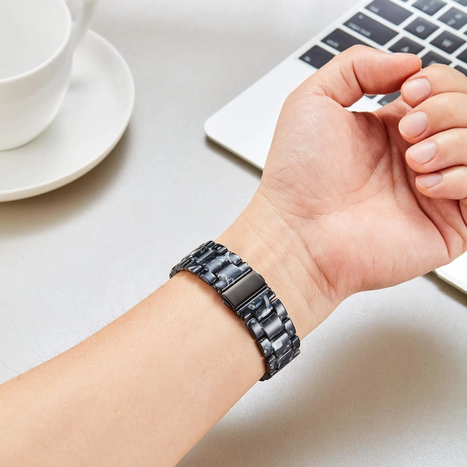 BINLUN Resin Watch Bands Replacement Watch Straps for Men Women 14 Colors Watchbands Lightweight 12/14/16/18/20/22mm Wrist Bands Fashion Skin-Friendly Smart Watch Bracelets