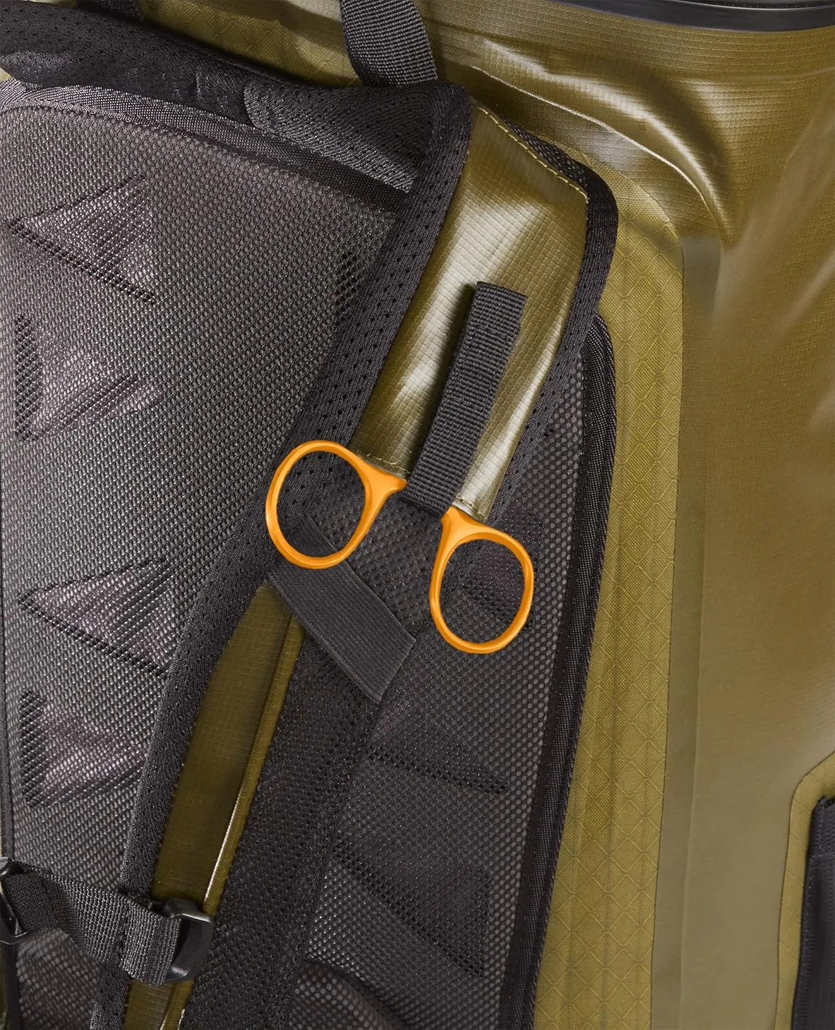Dakine Cyclone Dlx Dry Pack 36L - Dark Olive, One Size