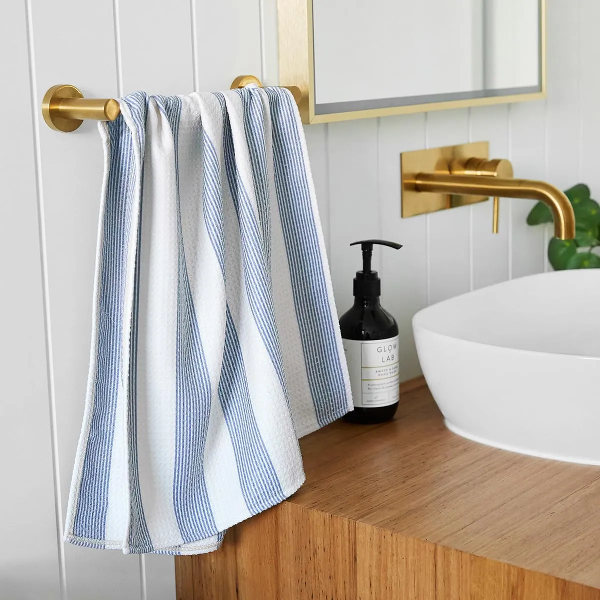 Dock & Bay Bath Towel - for Home - Quick Dry, Super Absorbent - Includes Bag - Storm Cloud, Large (160x70cm, 63"x28")