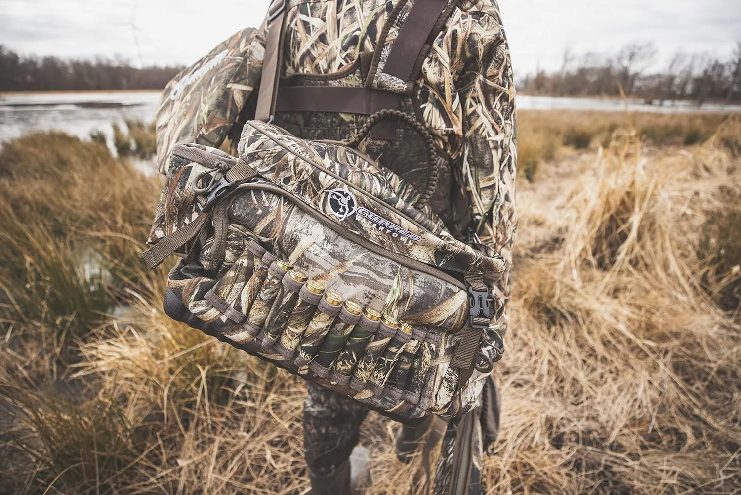 Floating Blind Bag, Hunting Blind Bag with Water-Resistant Shell and Foam Lining for Flotation