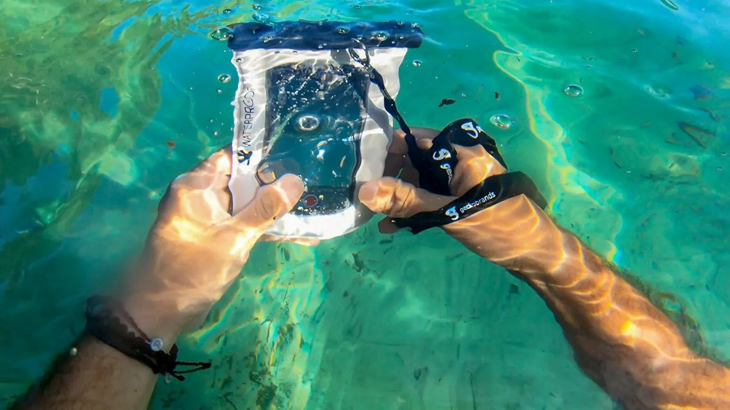 geckobrands Float Phone Dry Bag - Waterproof & Floating Phone Pouch – Fits Most iPhone and Samsung Galaxy Models