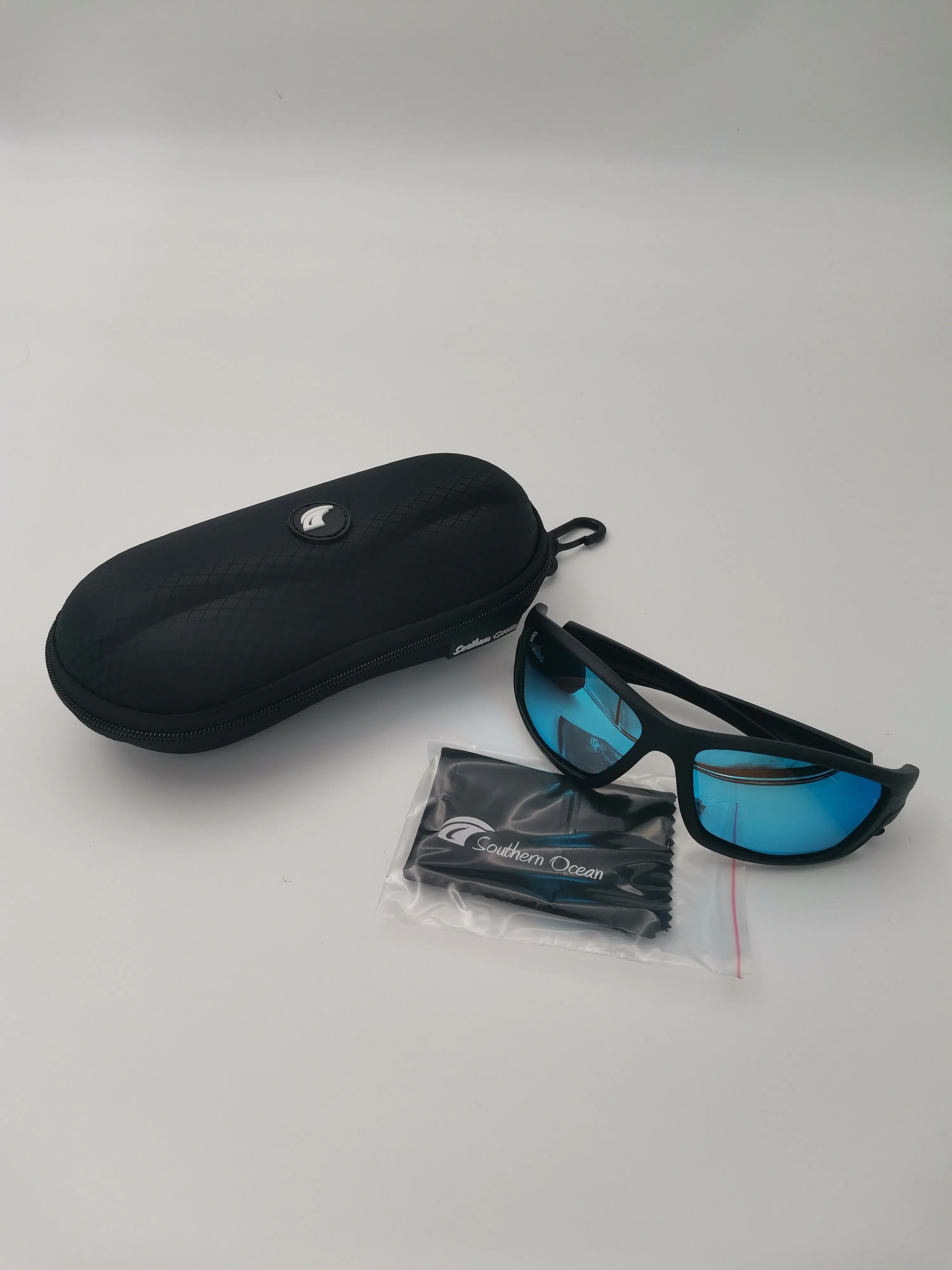 Glasses Polarised and Floating