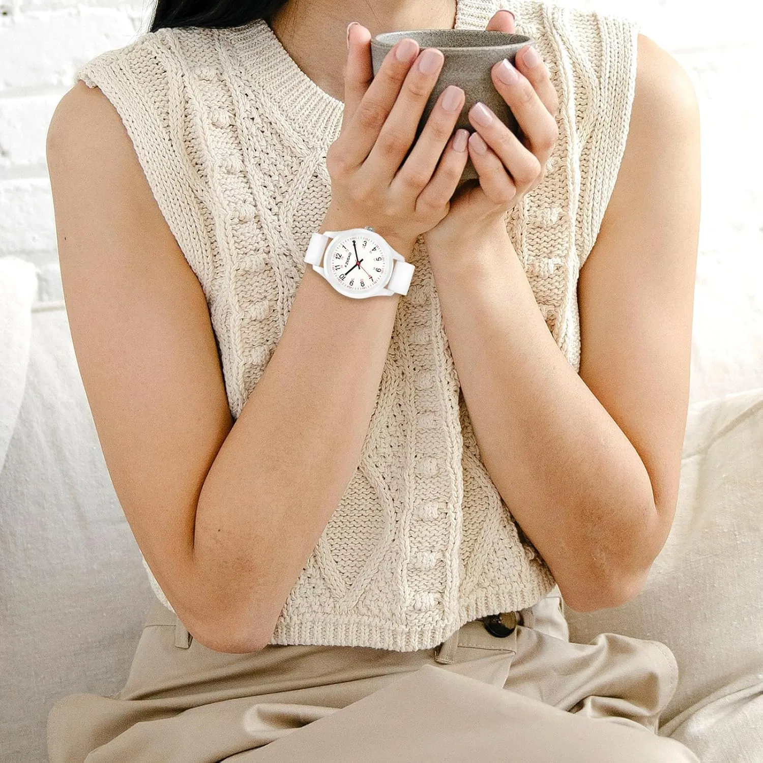Large Dial Waterproof Watches for Women, Easy Read Simple Nurse Watch with Second Hand, Ladies Watches with Silicone Band for Swimming, 40mm Diameter