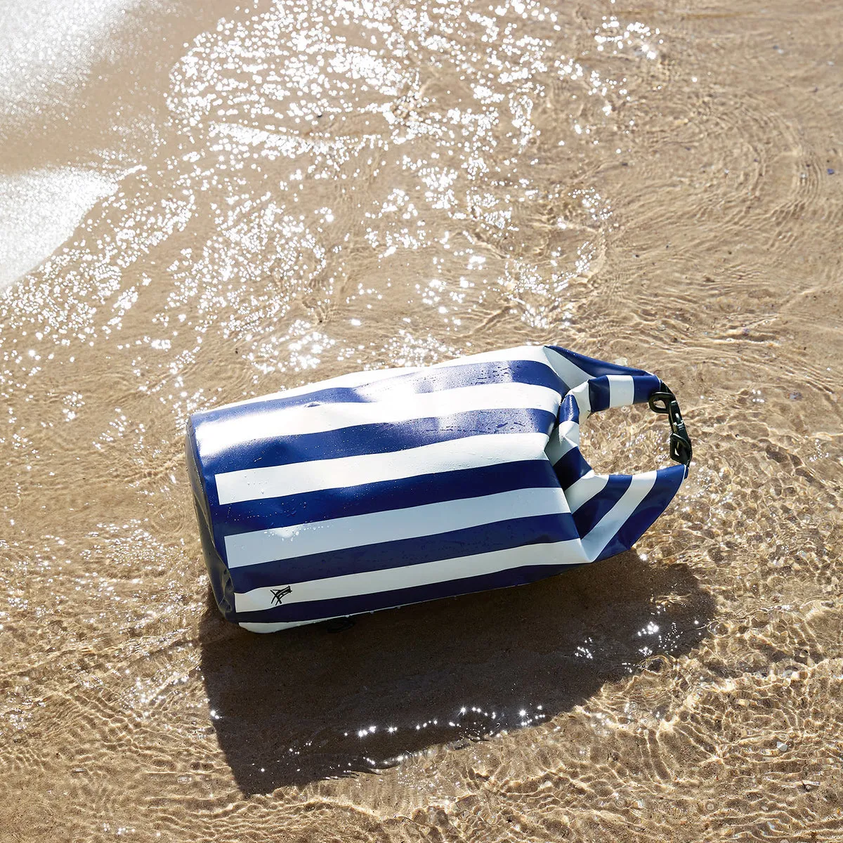 Medium Waterproof Dry Bag, 20L capacity - Whitsunday Blue