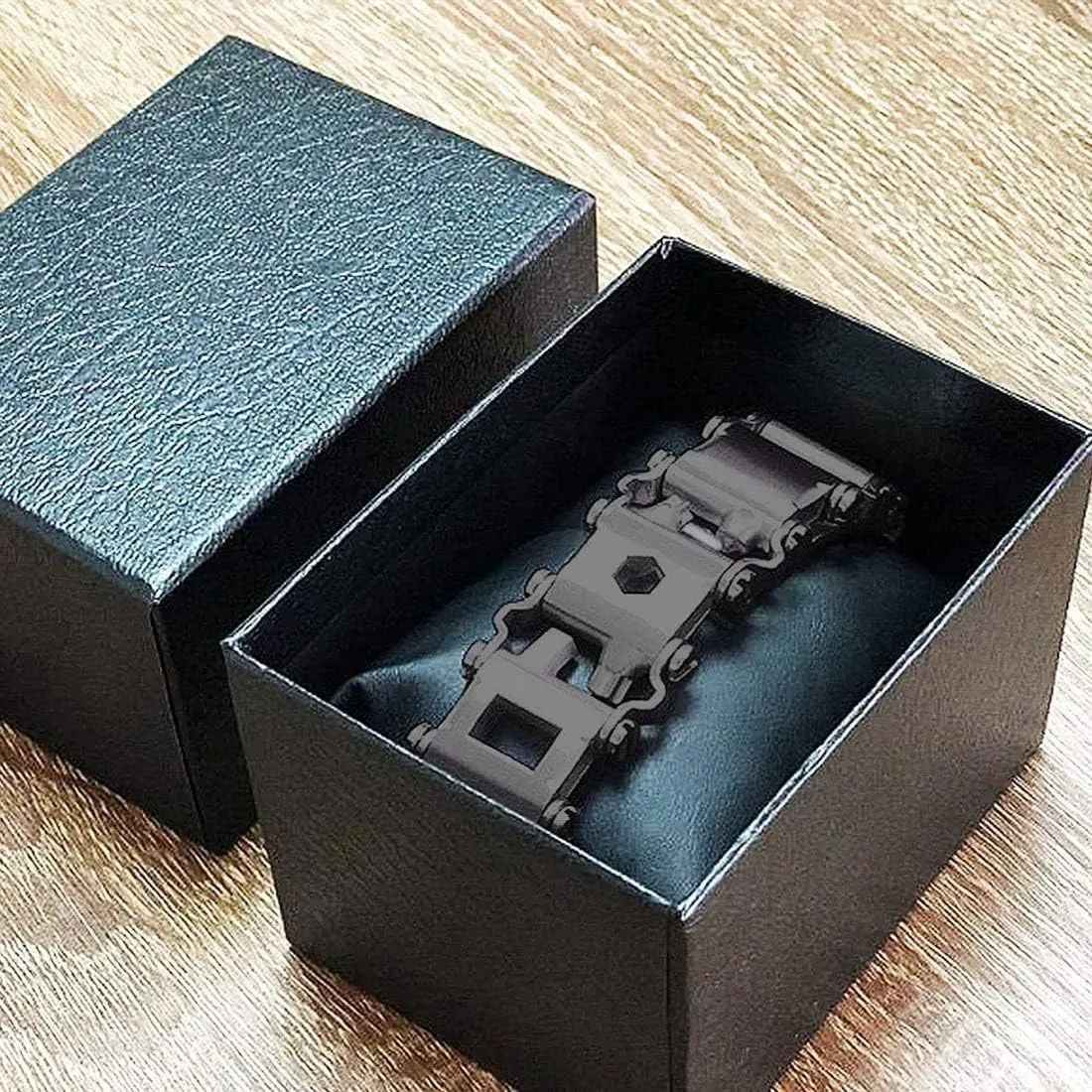 Multitool Bracelet 29 in 1, 22cm Stainless Steel, Outdoor Travel Men Watch Strap, Trend Bracelet with A Pry Tool
