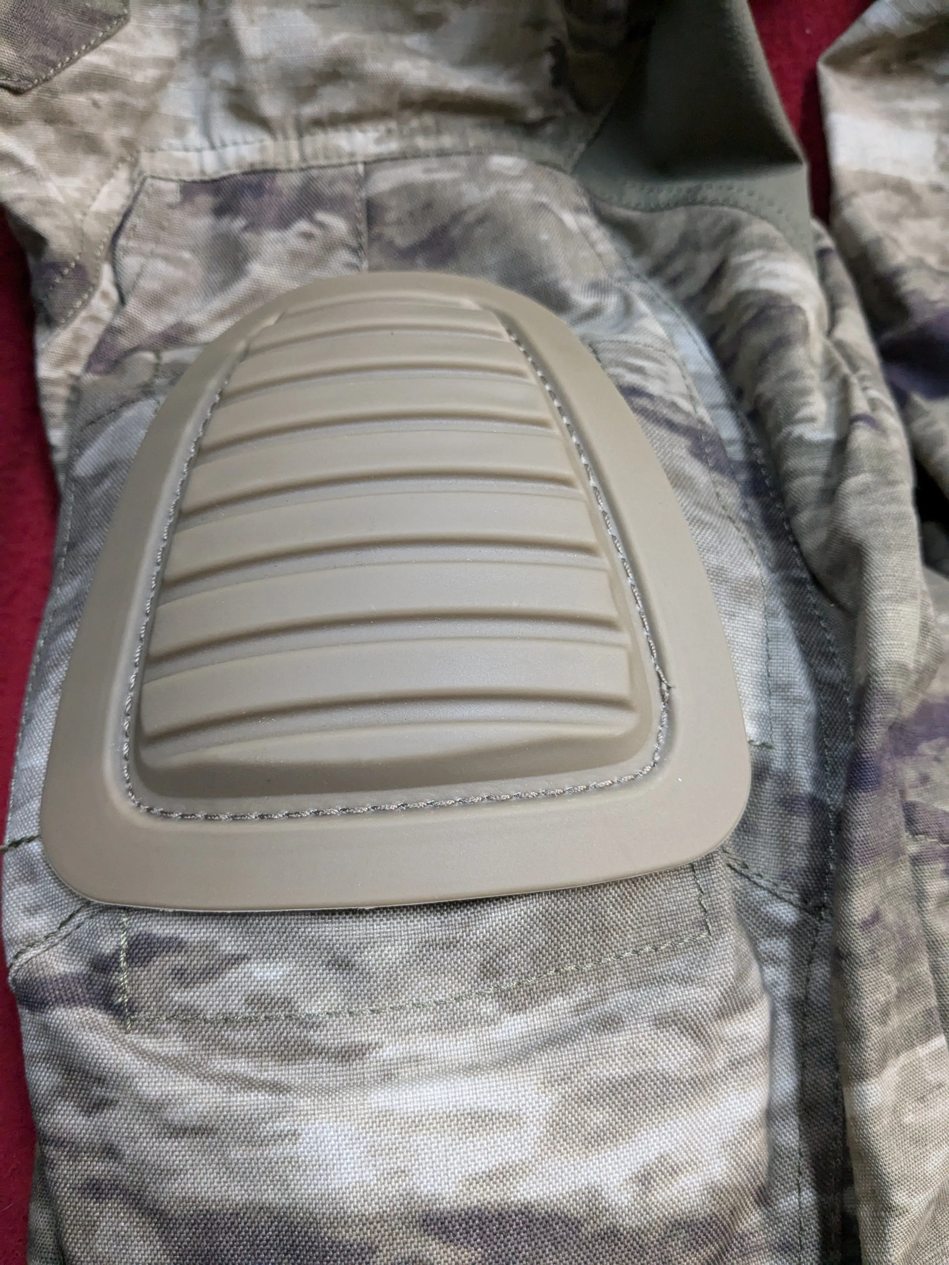 O.P.S. A-TACS Camo Combat Pants w/ Knee Pads Medium Excellent Condition ATACS (fc06-GUA102)