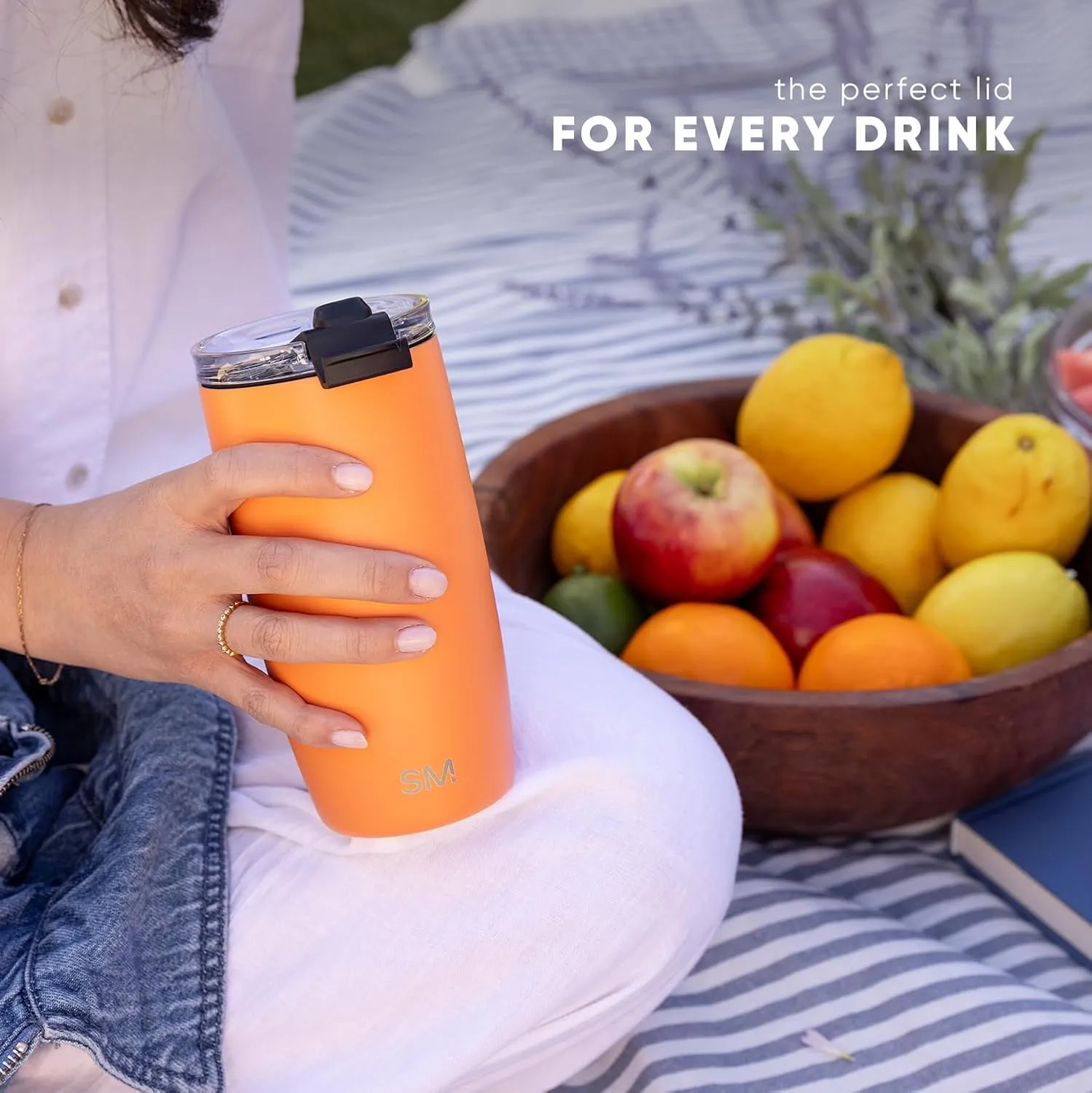 Simple Modern Travel Coffee Mug Tumbler with Flip Lid | Reusable Insulated Stainless Steel Cold Brew Iced Coffee Cup Thermos | Gifts for Women Men Him Her | Voyager Collection | 16oz | Midnight Black