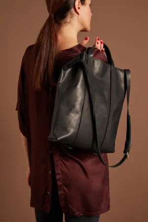 STRAPPY TOTE