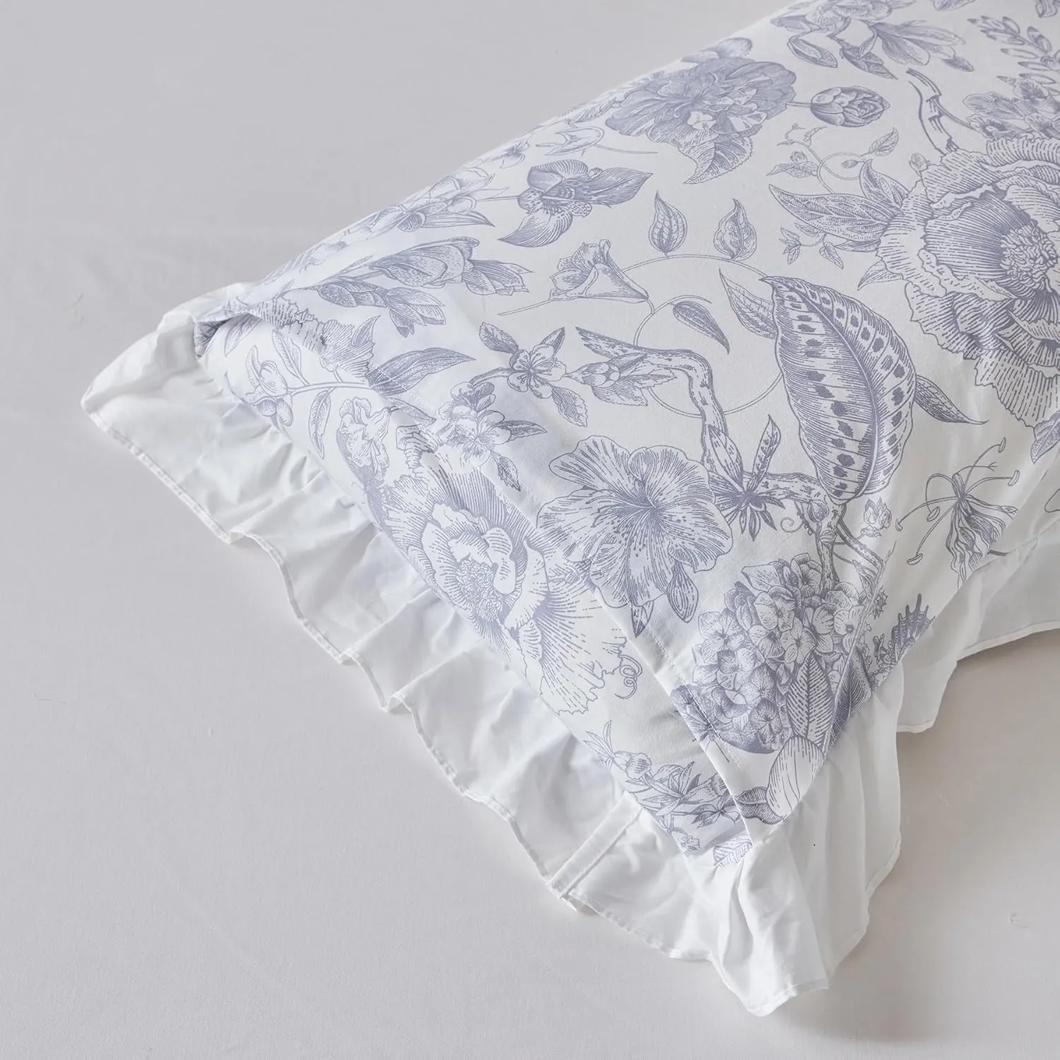 SUSYBAO White Ruffle Duvet Cover Queen 100% Cotton Vintage Blue Floral Duvet Cover 3 Pcs Set 1 French Style Botanical Duvet Cover with Zipper Ties 2 Pillow Shams Soft Farmhouse Flower Bedding Set