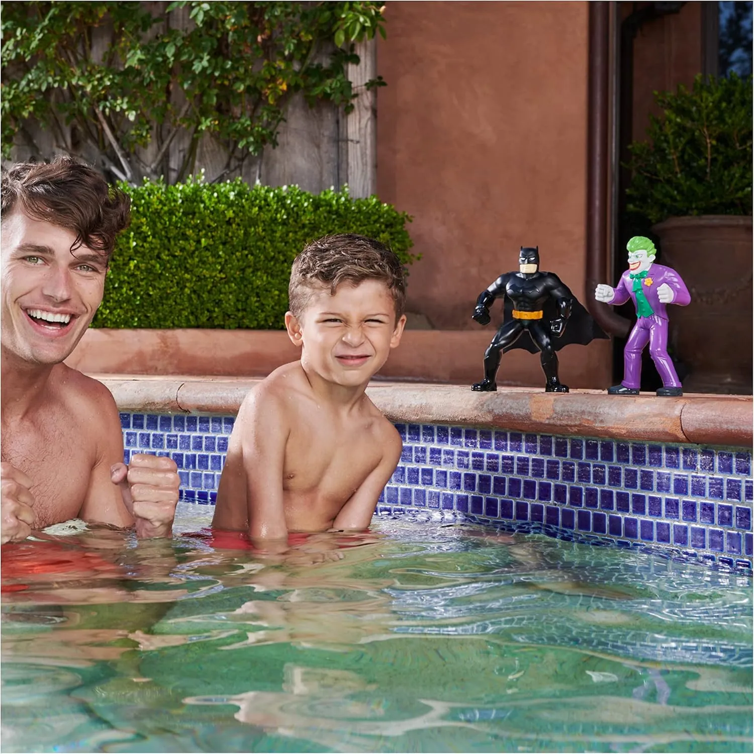 Swimways DC Batman Floatin' Figures, Batman & Joker 2-Pack Pool Toys for Kids Aged 3 & Up