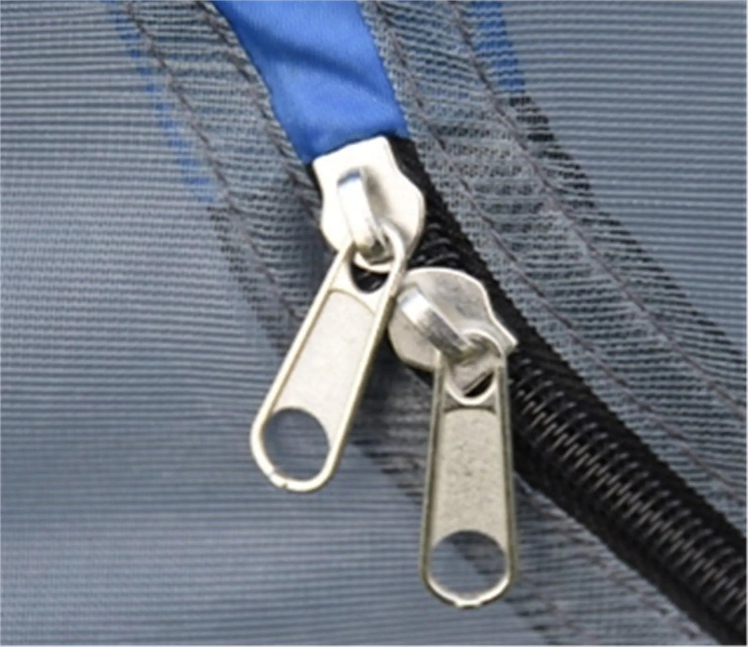 Tent Outdoor Double Layer Portable Folding Camping Tent Camping Tent Rainproof and Windproof